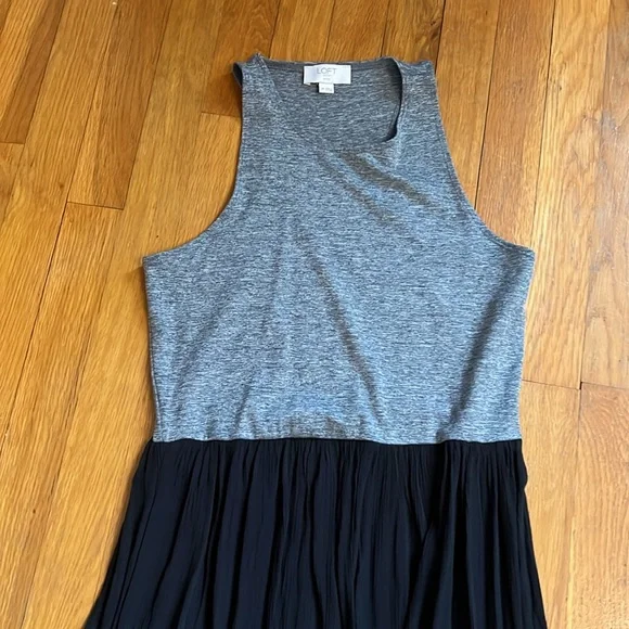 Loft petite small maxi dress - Picture 2 of 9